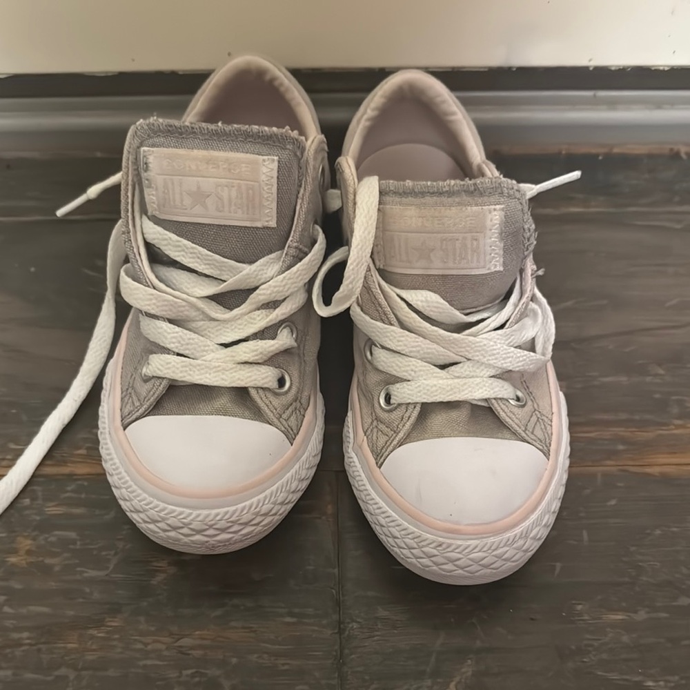 Converse Gray and White Sneakers with Classic Chuck Taylor Silhouette
